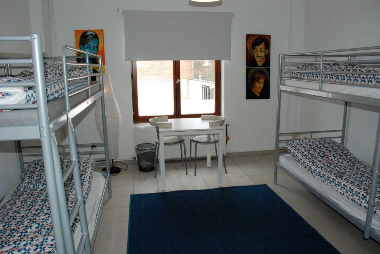Brussels Hello Hostel Koekelberg Exteriör bild